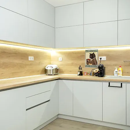 Stylish 2br With Underground Parking, By Flat Manаger Varna