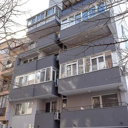 Stylish 2br With Underground Parking, By Flat Manаger Appartement Varna