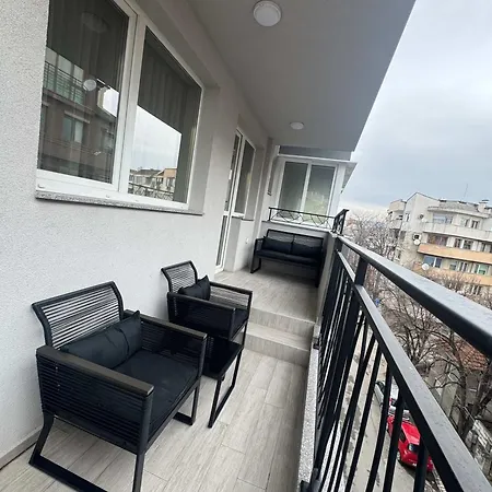 Stylish 2br With Underground Parking, By Flat Manаger * וארנה