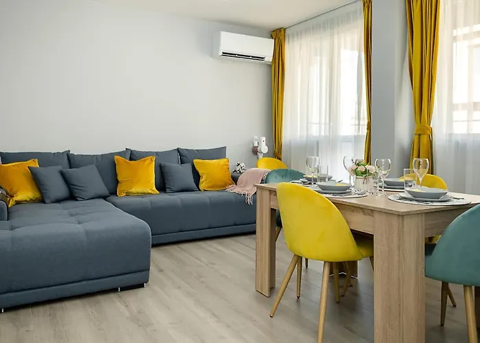 Stylish 2br With Underground Parking, By Flat Manаger شقة