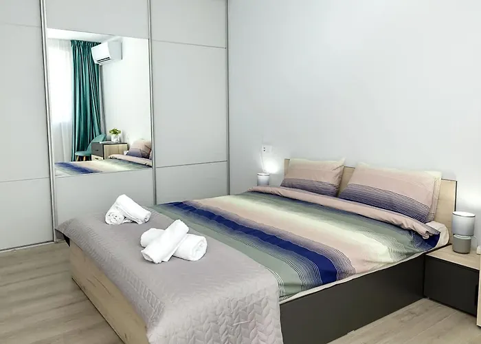 Stylish 2br With Underground Parking, By Flat Manаger شقة فارنا