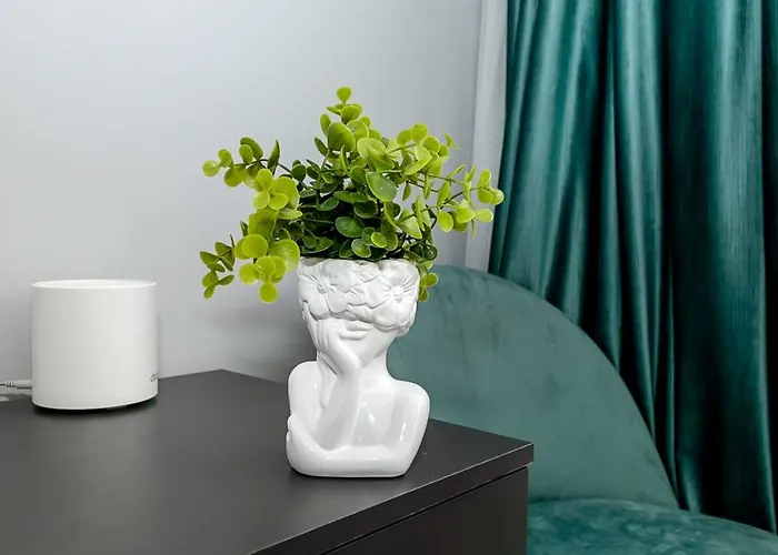 Stylish 2br With Underground Parking, By Flat Manаger